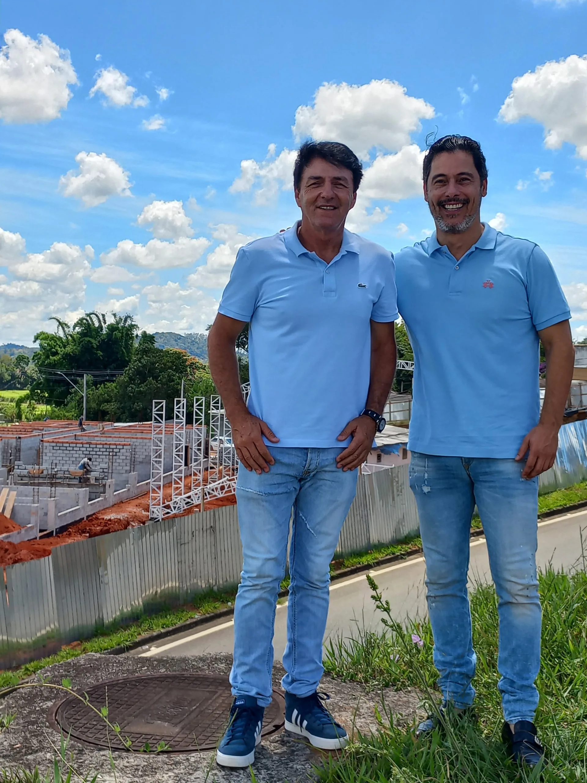Prefeito Inho Taino junto ao Deputado Federal Marcio Alvino