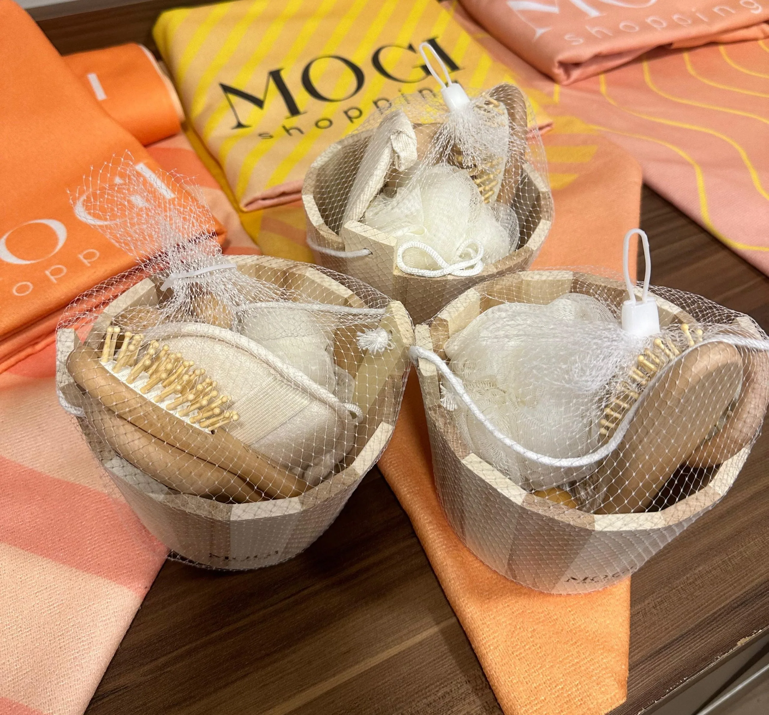 Mogi Shopping presenteia clientes no Dia do Consumidor com brindes exclusivos do Clube de Benefícios