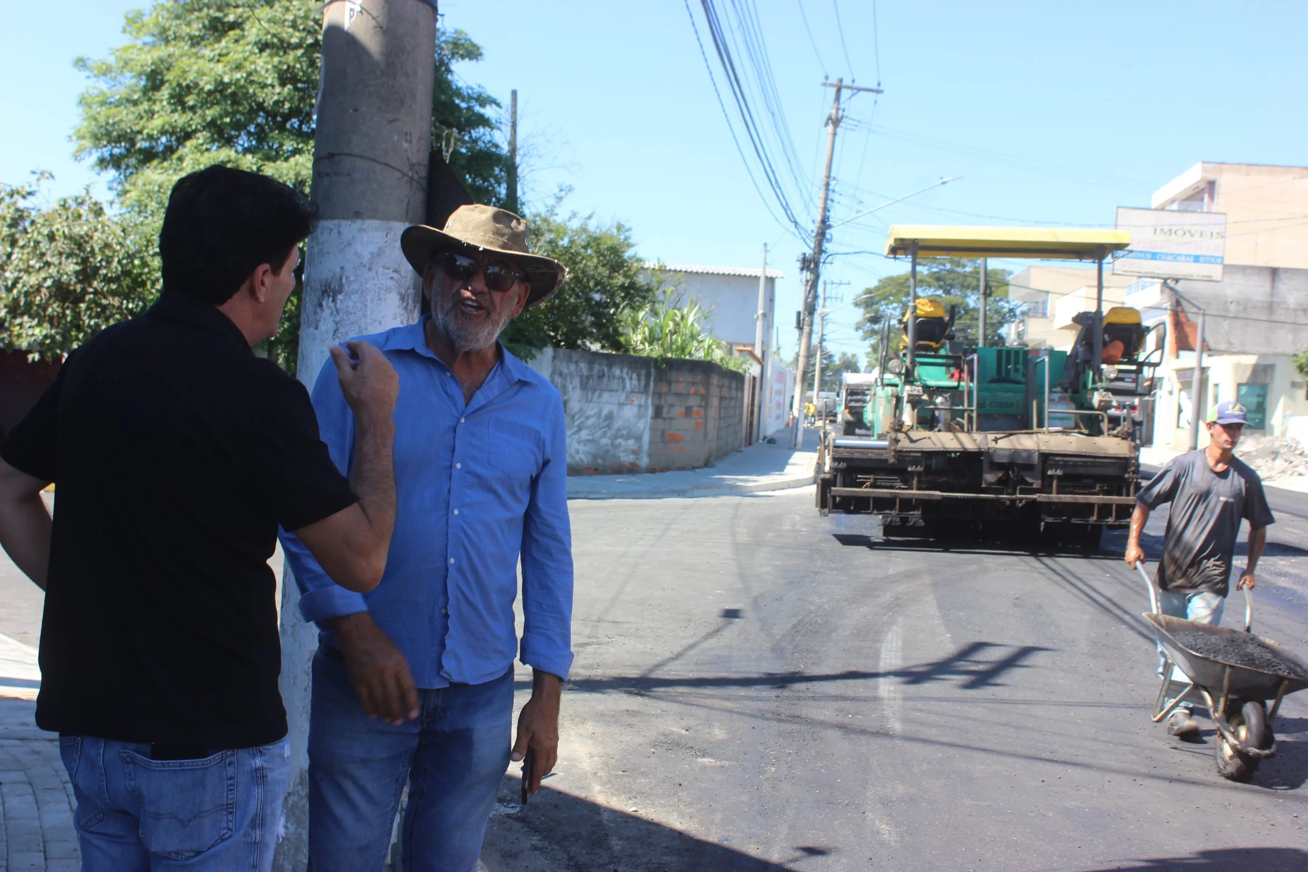 Prefeito Inho Taino detalha os planos para a conclusão das obras. Foto: Diarioesp.com.br