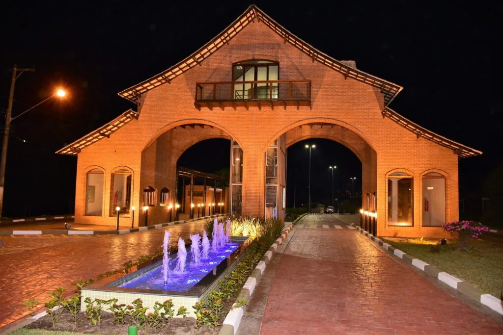 Portal da Estância Turística de Salesópolis – Um símbolo de boas-vindas à cidade. Foto: PMS