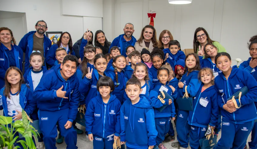 Os estudantes representaram os 44 Conselhos Mirins em atividade nas escolas municipais. Foto: Divulgação/PMMC