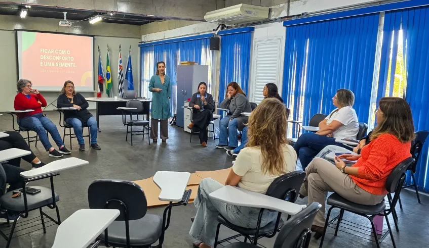 Objetivo da iniciativa é refletir que cuidado com filhas e filhos não é tarefa exclusiva da mulher, evitando sobrecarga de trabalho. Foto: Divulgação/Semae