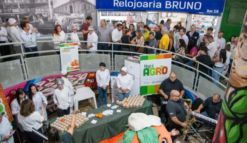 Cerca de 350 pessoas, entre autoridades, permissionários e visitantes do Mercadão participaram da 1ª edição do projeto, lançado em abril deste ano