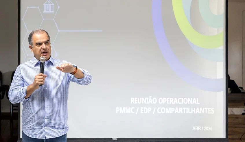 Durante reunião com EDP e empresas compartilhantes, vice-prefeito Téo Cusatis cobrou solução para problemas de fiação em vários pontos da cidade. Foto: Divulgação/PMMC
