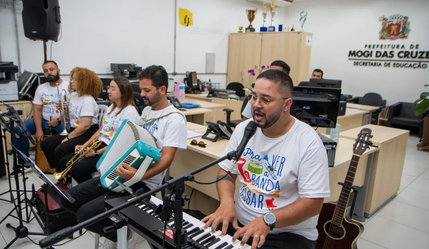 A cerimônia também contou com os músicos da AFABAMC (Associação de Fanfarras e Bandas de Mogi das Cruzes). Foto: Divulgação/PMMC
