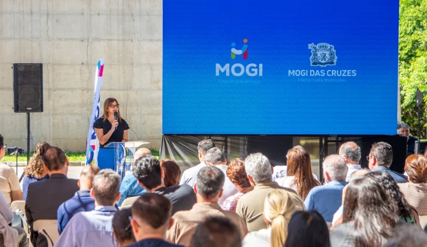 Prefeita destacou que ampliação da ETE é a última de um total de 15 obras que encontrou paralisadas em janeiro de 2025 e determinou que fossem retomadas. Foto: Divulgação/PMMC