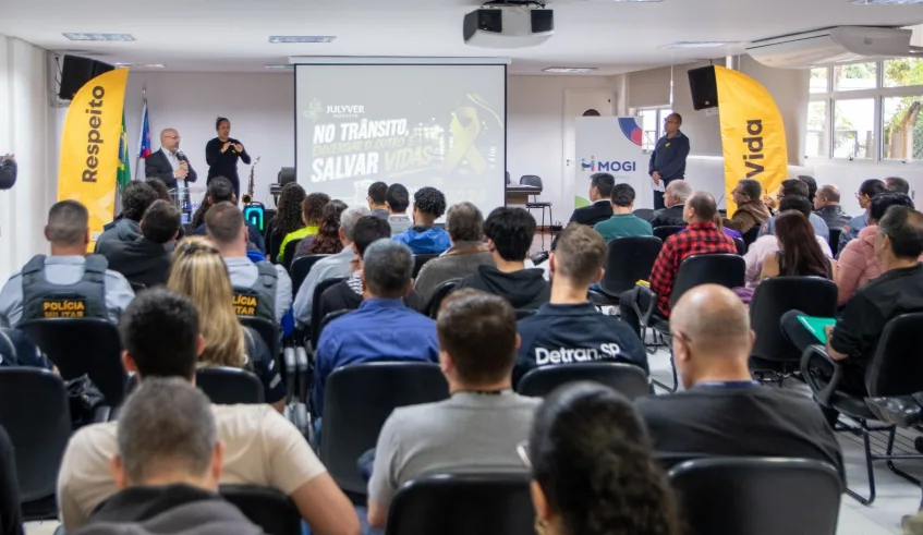 Simpósio de Trânsito e Segurança Viária teve como tema “No trânsito, enxergar o outro é salvar vidas”, lema deste ano do Maio Amarelo em todo o Brasil. Foto: Divulgação/PMMC