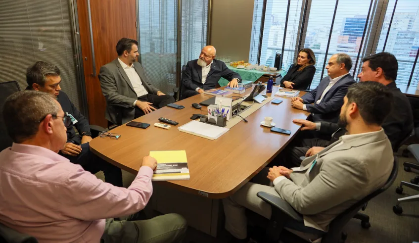Durante encontro, especialistas discutiram sobre os protocolos assistenciais mais seguros do mundo. Foto: Divulgação/PMMC