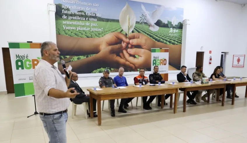 Devem participar do encontro representantes de diversas secretarias municipais Câmara Municipal, concessionária de energia elétrica, dentre outros.