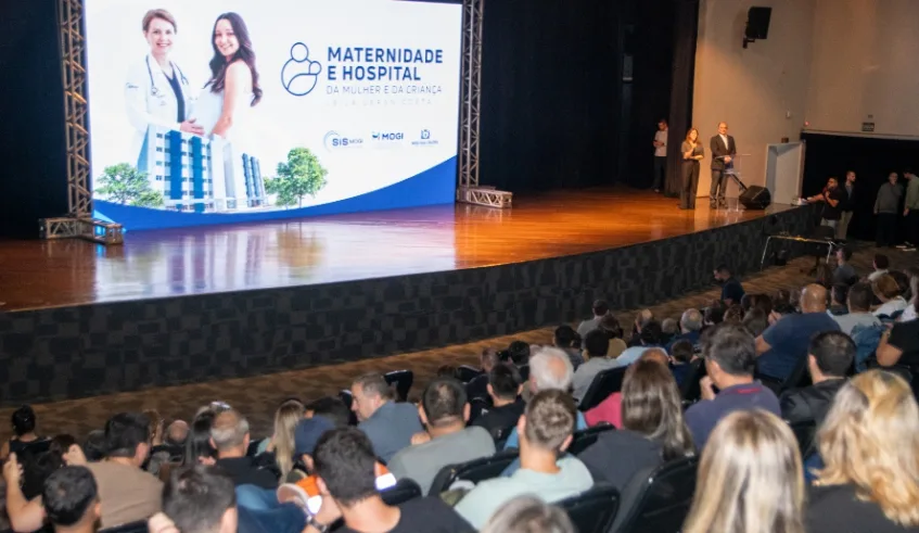 Prefeita Mara Bertaiolli e vice-prefeito Téo Cusatis fazem apresentação da Maternidade e Hospital da Mulher e da Criança aos servidores. Foto: Divulgação - PMMC
