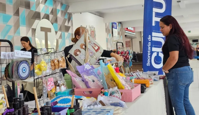 Bazar das Mães fica disponível no hall da Prefeitura de Mogi das Cruzes até quinta-feira (7). Foto: Divulgação/PMMC