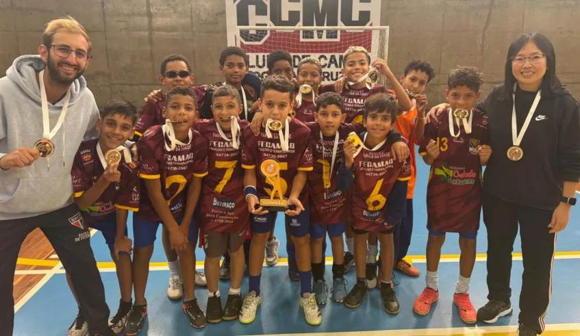 O CEMPRE Drª Ruth Cardoso (Jardim Layr) foi o campeão na categoria masculina do futsal. Foto: Divulgação/PMMC