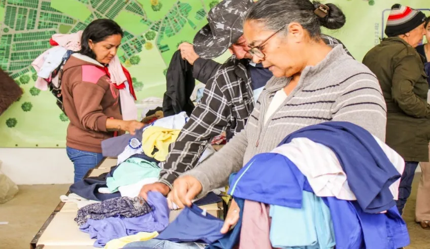 Famílias se organizaram para a escolha das peças de roupas