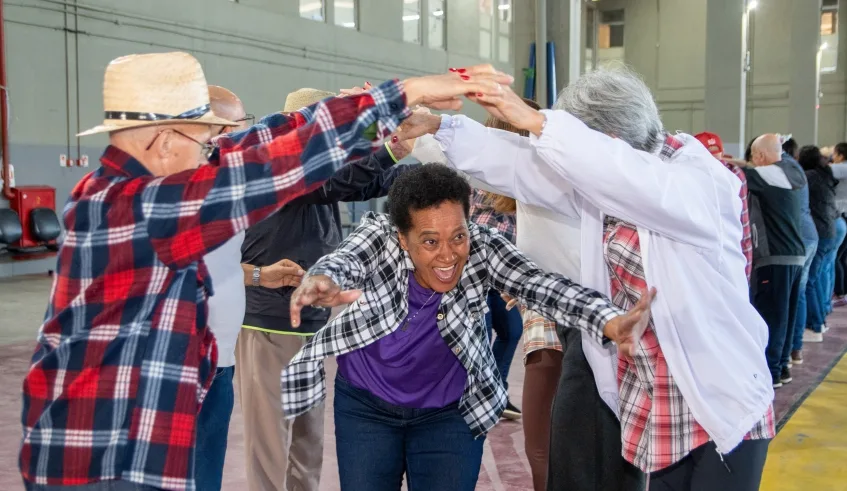 Espaço do Pró-Hiper foi decorado com bandeirinhas e o evento contou com atividades tradicionais das Festas Juninas, como a dança de quadrilha. Foto: Divulgação/PMMC