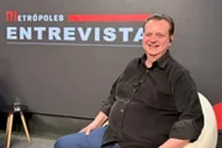 O presidente do PSD e pré-candidato a vice na chapa de Ronaldo Caiado à Presidência, Gilberto Kassab, em entrevista ao Metrópoles