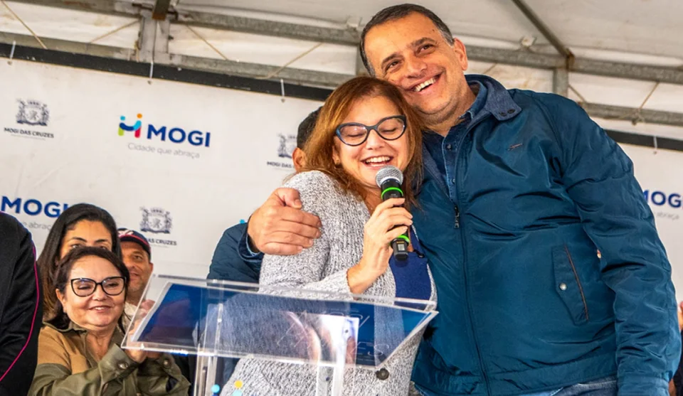 O evento contou com a presença do conselheiro corregedor do TCE-SP, ex-prefeito de Mogi e marido da prefeita, Marco Bertaiolli. Foto: Divulgação/PMMC