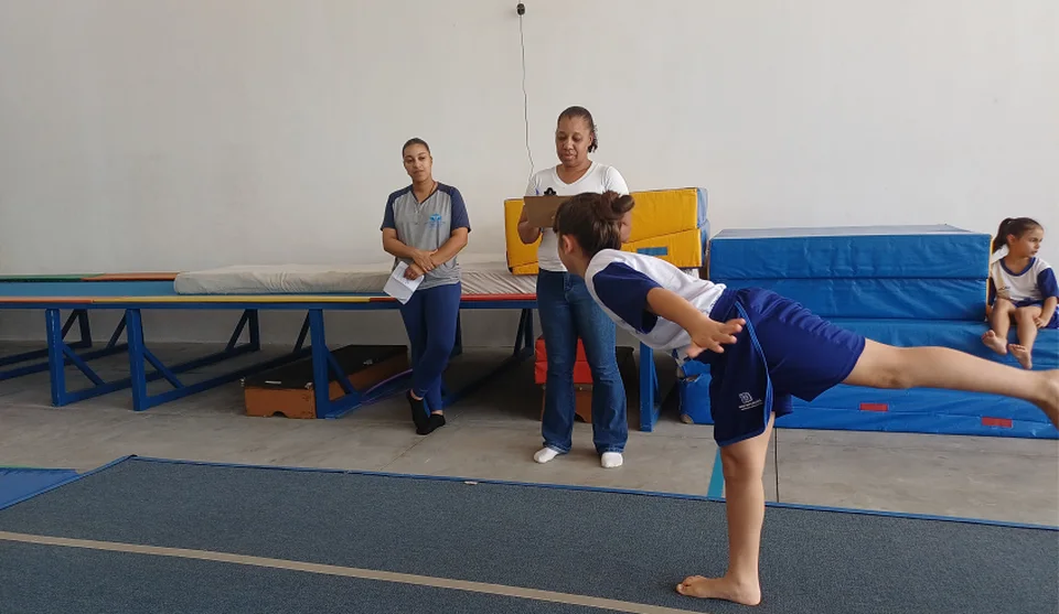 Os estudantes também serão premiados nas categorias solo, salto e individual geral. Foto: Divulgação/PMMC