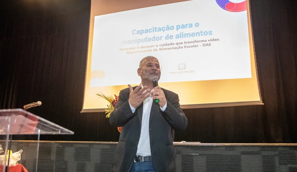 O secretário municipal de Agricultura e Abastecimento, Renato Abdo, falou sobre o Programa de Desenvolvimento Alimentar Sustentável (PDAS), realizado em parceria com o Instituto Brasileiro de Horticultura . . .