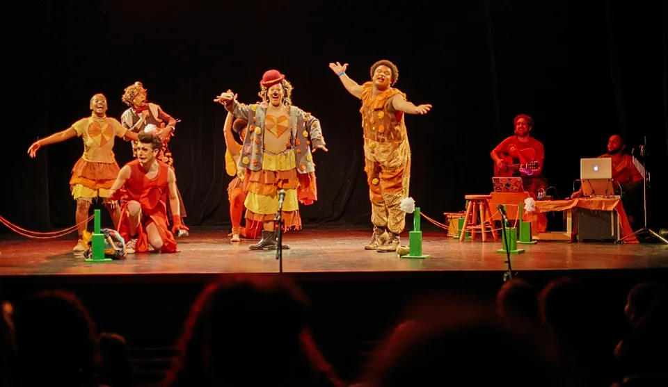Os ingressos para os espetáculos teatrais devem ser retirados uma hora antes do início das atrações, na bilheteria do Theatro Vasques. Foto: Divulgação/Mostra de Circulação