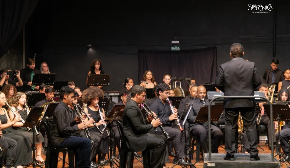 Cine Concerto com a Banda Sinfônica Infantojuvenil apresentará clássicos que celebram o universo do cinema no Theatro Vasques. Foto: Divulgação/Sinfônica Mogi