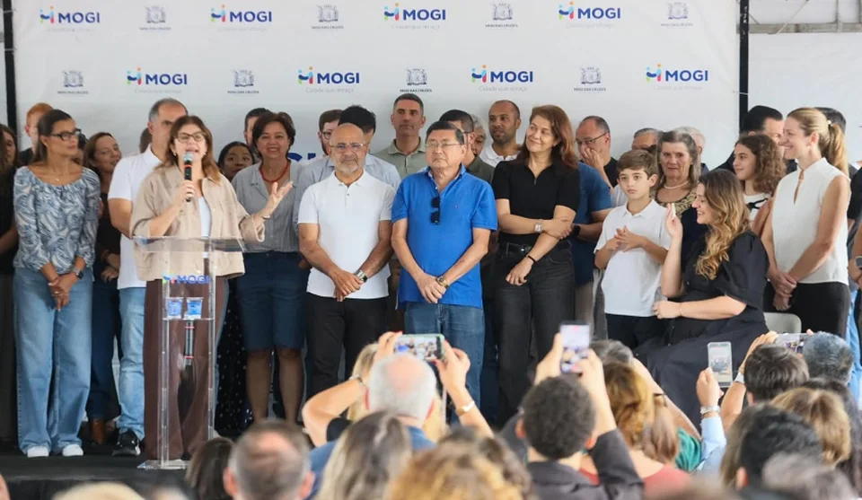 Em seu pronunciamento, prefeita Mara Bertaiolli destacou o avanço da obra durante a atual gestão, que saltou de apenas 23% para a conclusão total. Foto: Divulgação/PMMC