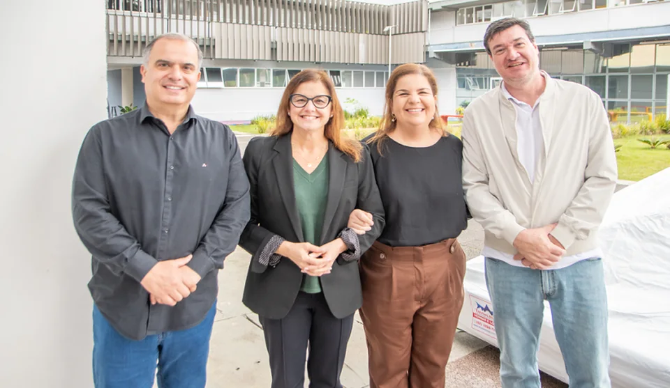 Téo Cusatis, Mara Bertaiolli, Rebeca Barufi e Luiz Bot. Foto: Divulgação/PMMC