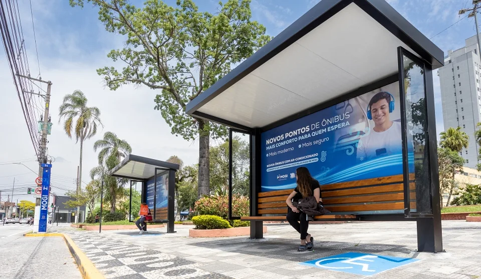A primeira fase prevê a colocação de 15 novos abrigos em pontos de grande movimentação, como a praça João Antonio Batalha, no Shangai. Foto: Divulgação/PMMC