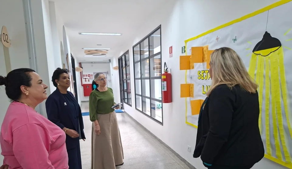 Equipe da Secretaria de Educação de Alto Taquari, cidade do Mato Grosso, visita a Escola Clínica Transtorno do Espectro Autista Profª Neuraide Rezende da Silva Fujita, no Rodeio. (Divulgação/PMM . . .