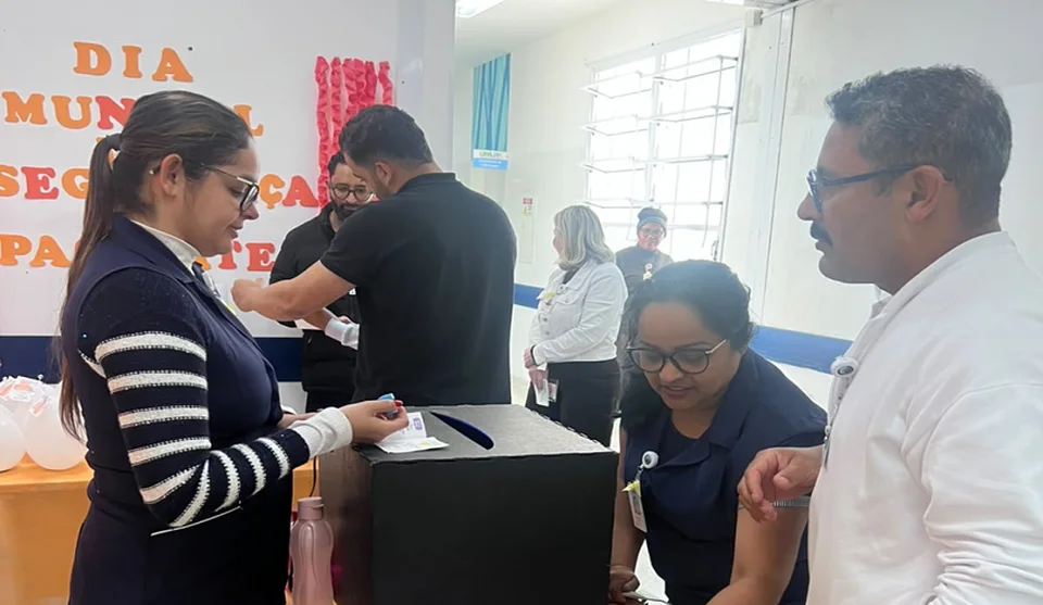 Equipe participou de atividades lúdicas ao longo de dois dias na UPA Oropó. Foto: Divulgação/PMMC