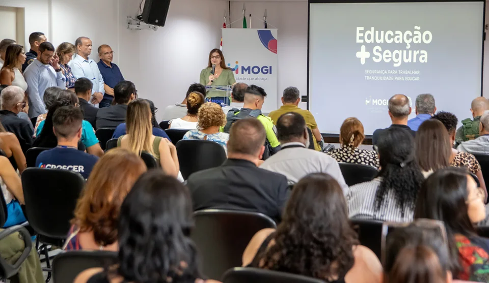 O aplicativo é uma ferramenta para reforçar a segurança em situações de emergência nas 210 escolas e creches da rede municipal de ensino. Foto: Divulgação/PMMC