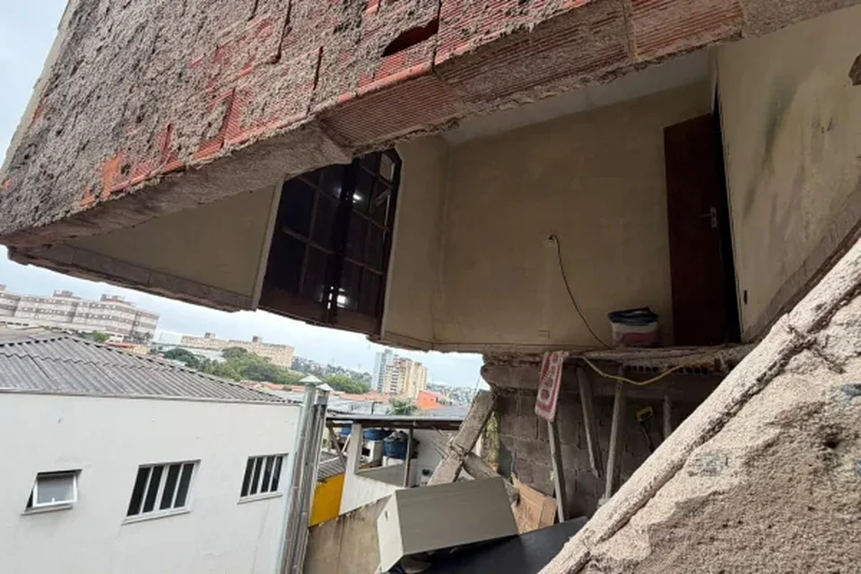 Solo encharcado e nível alto dos rios preocupa governo de SP após chuvas - destaque galeria