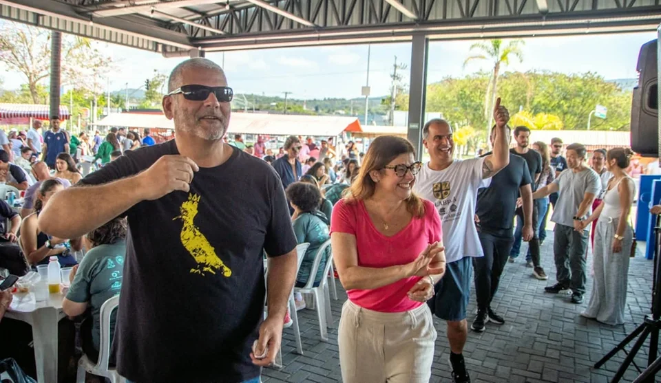 Mara Bertaiolli entrega revitalização e nova cobertura da Praça de Alimentação do Mercado do Produtor Minor Harada. Foto: Divulgação/PMMC