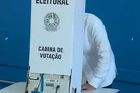Lula vota em São Bernardo do Campo