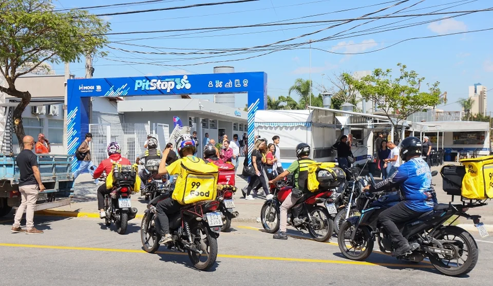 Pit Stop foi implantado na avenida Cândido Xavier de Almeida e Souza, ao lado do Parque Botyra Camorim Gatti e do Terminal Estudantes, no Centro Cívico. Foto: Divulgação/PMMC