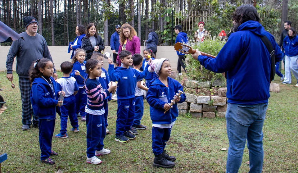 O encontro, realizado no início de agosto, valorizou a capacidade de explorar, investigar e produzir conhecimentos das crianças com idade entre 4 e 6 anos. Foto: Divulgação/PMMC