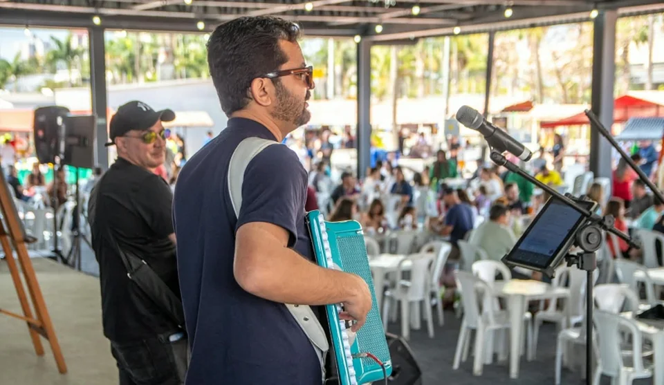 Prefeitura de Mogi das Cruzes inaugura Praça de Alimentação com cobertura do Mercado do Produtor "Minor Harada". Foto: Divulgação/PMMC